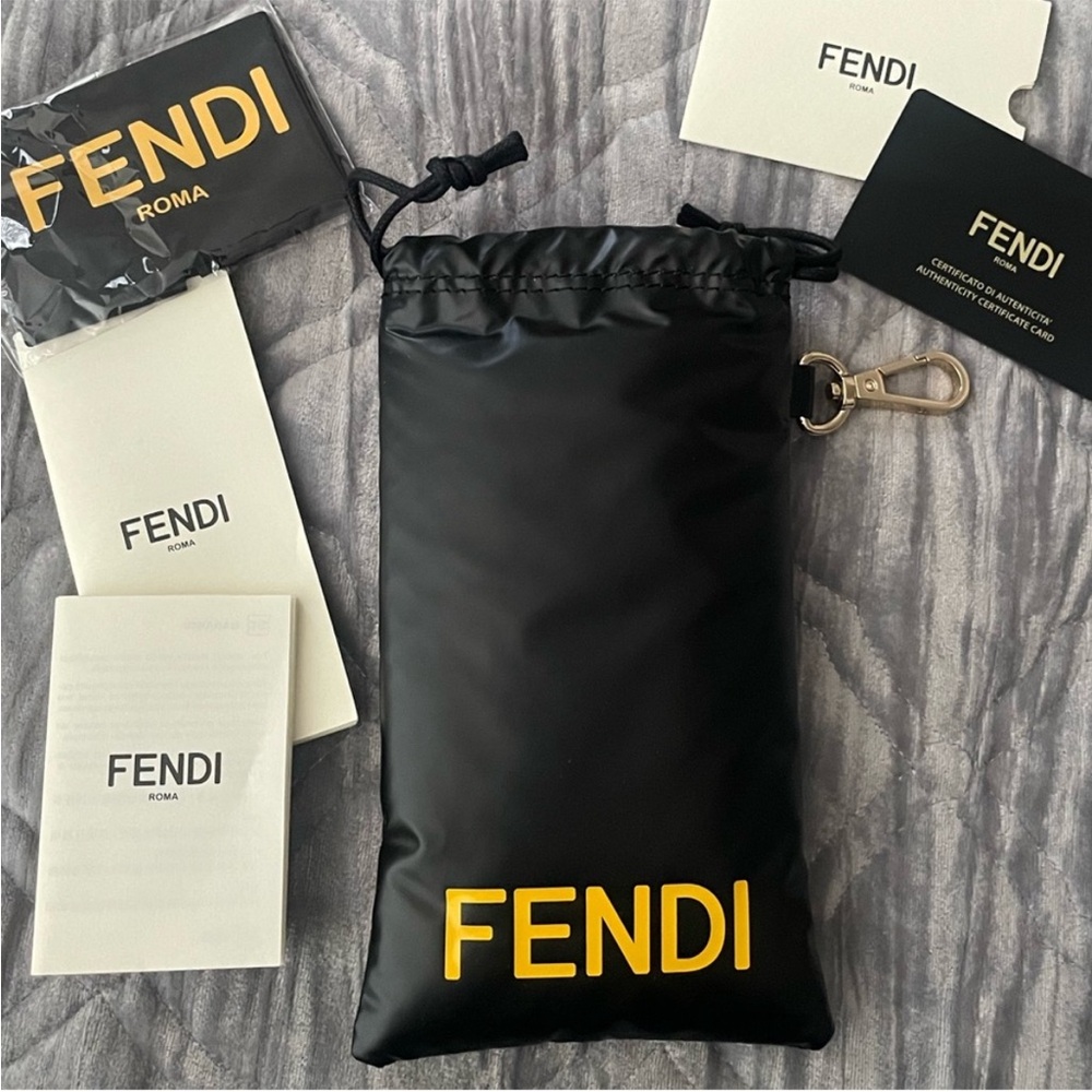 🔥 Fendi Sunglass Case